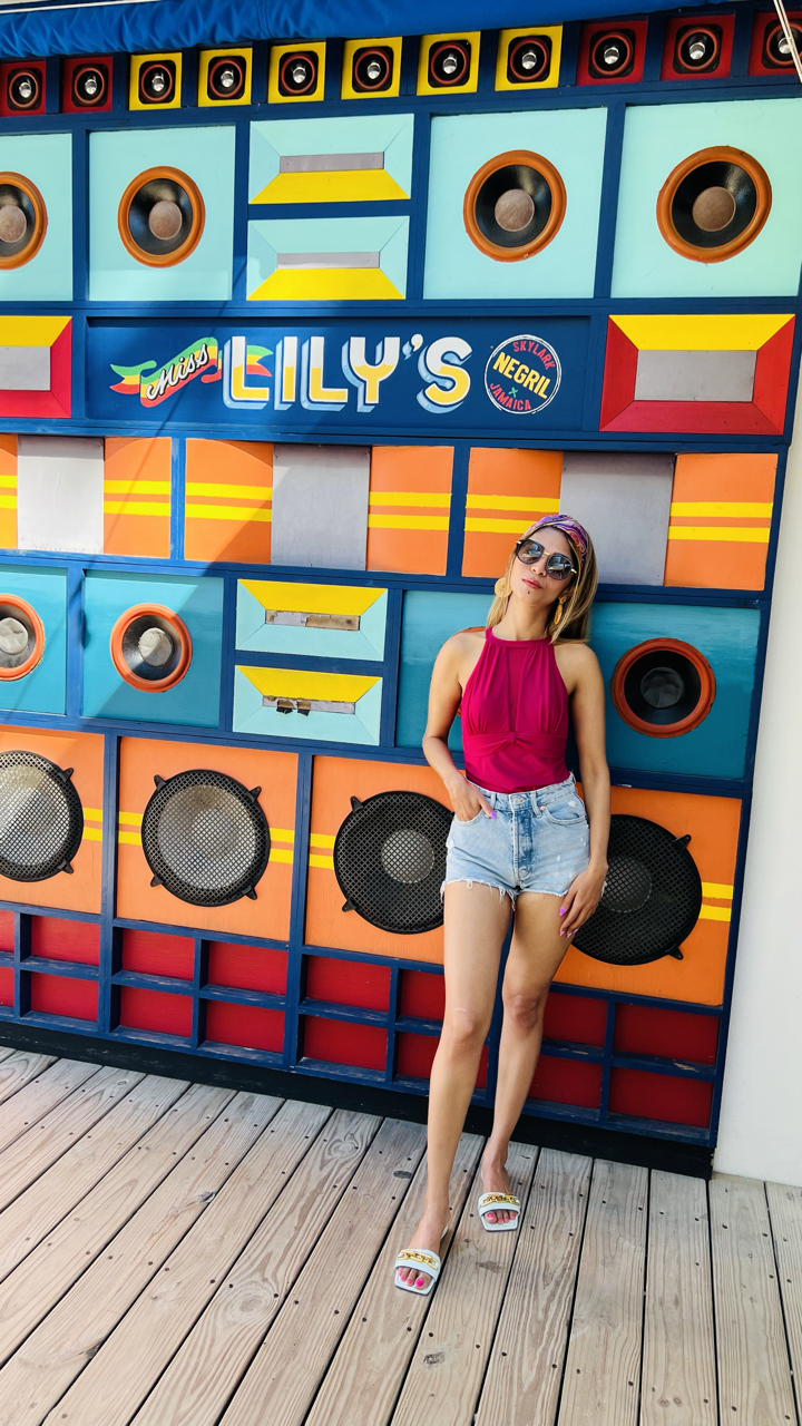 Jamaica itinerary - Miss Lily's in Negril