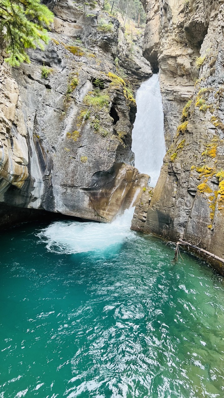 Johnston Canyon - Day 3 of the 4 days in Banff